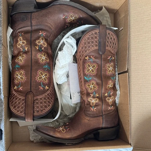 Ariat Brown Embroidered Western Boots - Picture 1 of 3